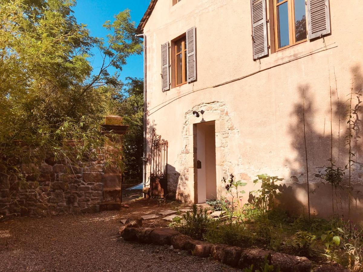 Maison De Famille Et D'Ami-E-S Valady Extérieur photo
